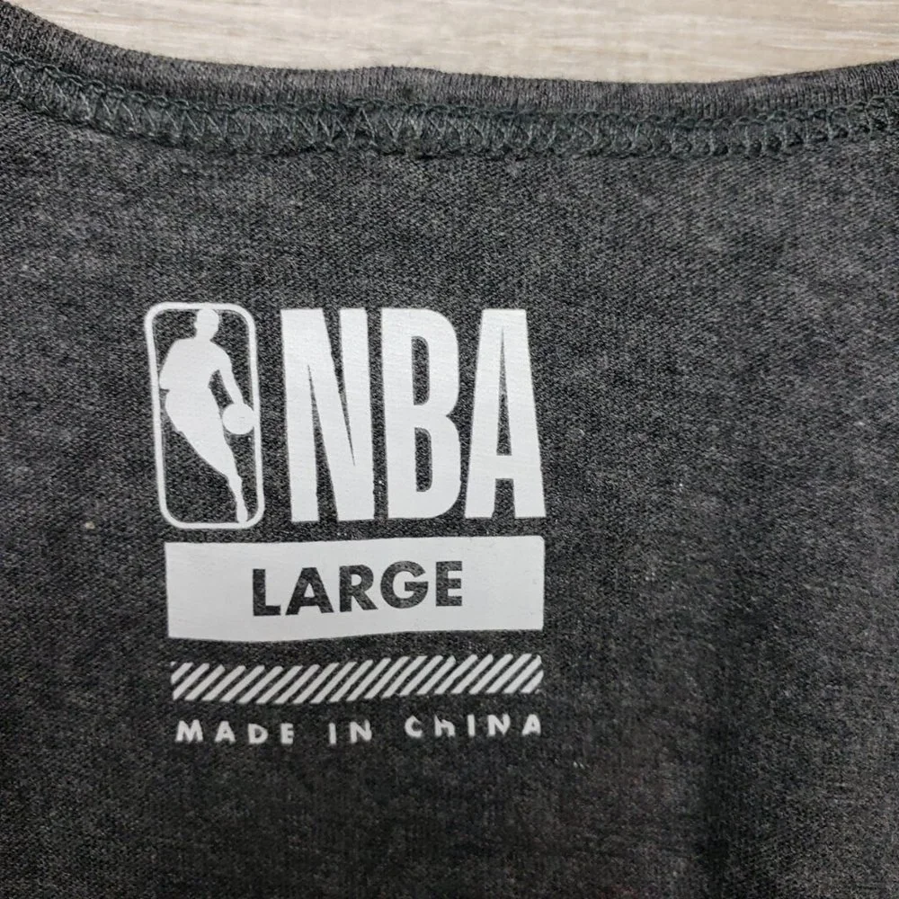 NBA 46  MEN'S  T-SHIRT GREY/RED SIZE LARGE - Picture 8 of 9